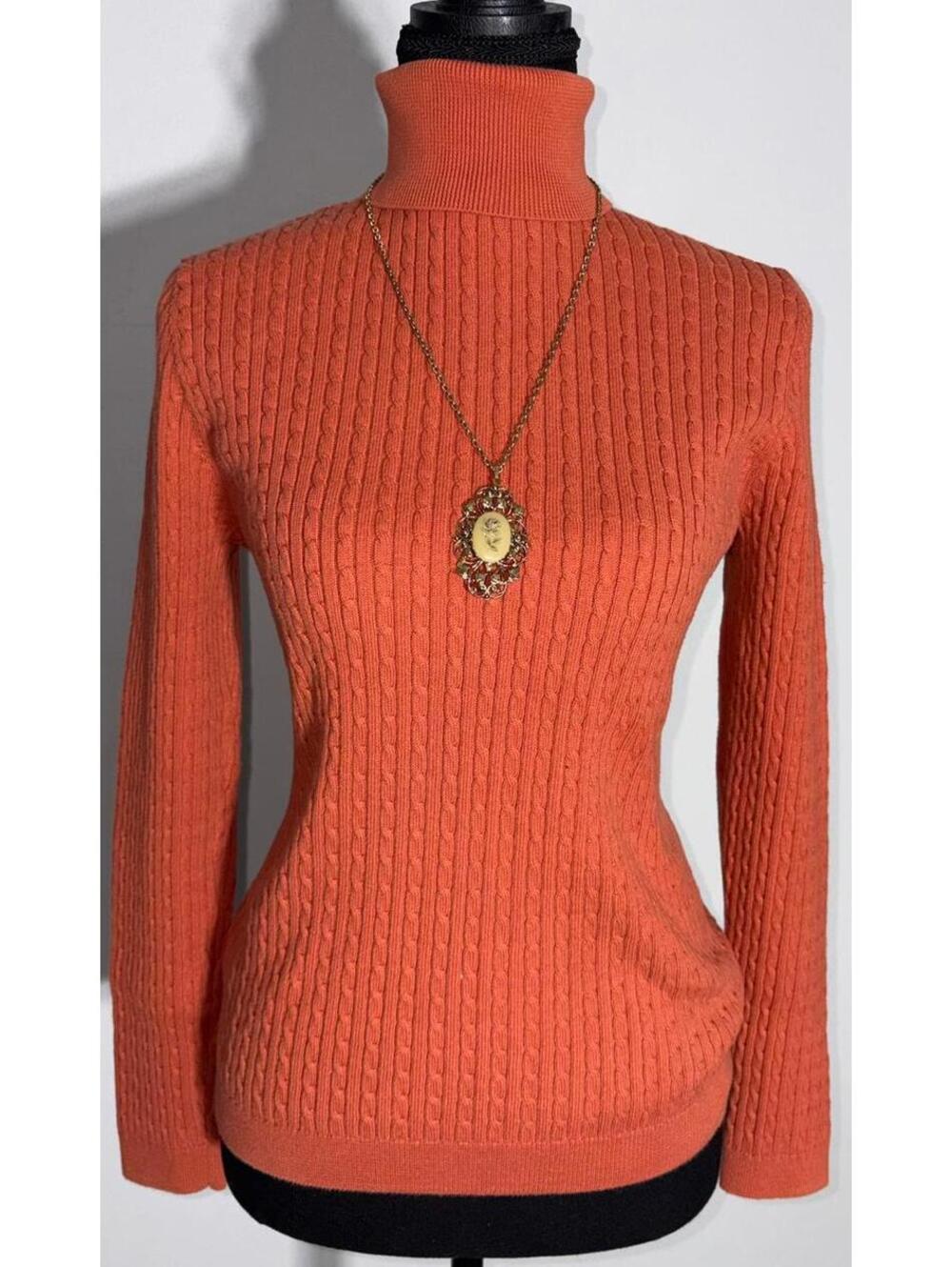 Vintage Jeanne Pierre Turtleneck, M